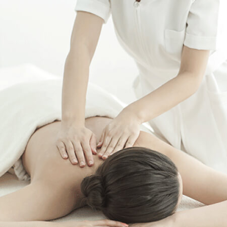 熟練されたセラピストによる施術
